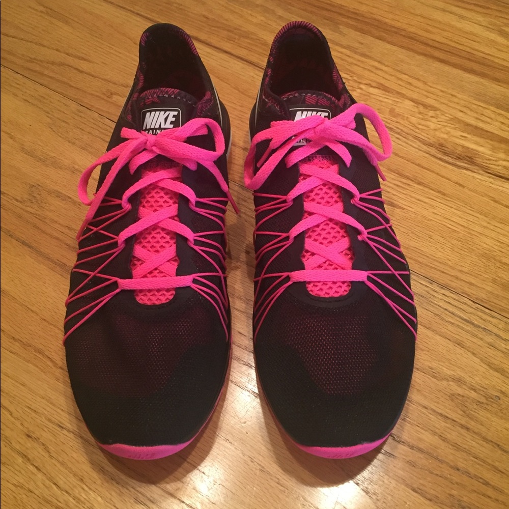 Nike trainers dual fusion